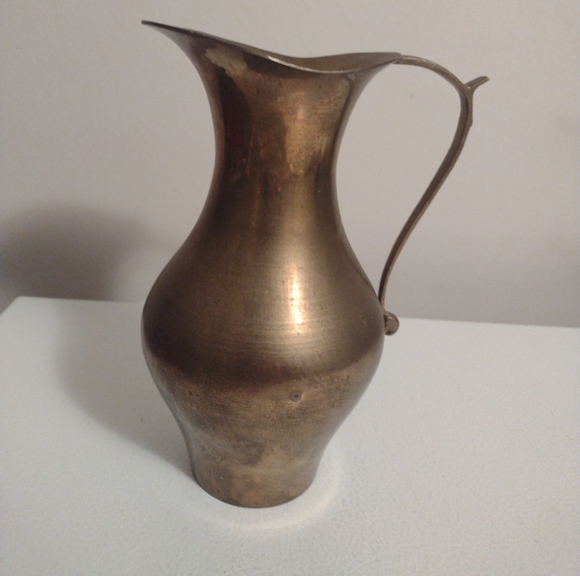 Commodore Other - Vintage commodore solid brass pitcher made in India 8.5"can be used for flowers